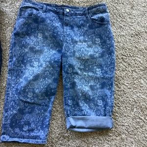 Susan Graver Printed High Stretch Pedal Pusher Jeans SZ 16 LIGHT WASH